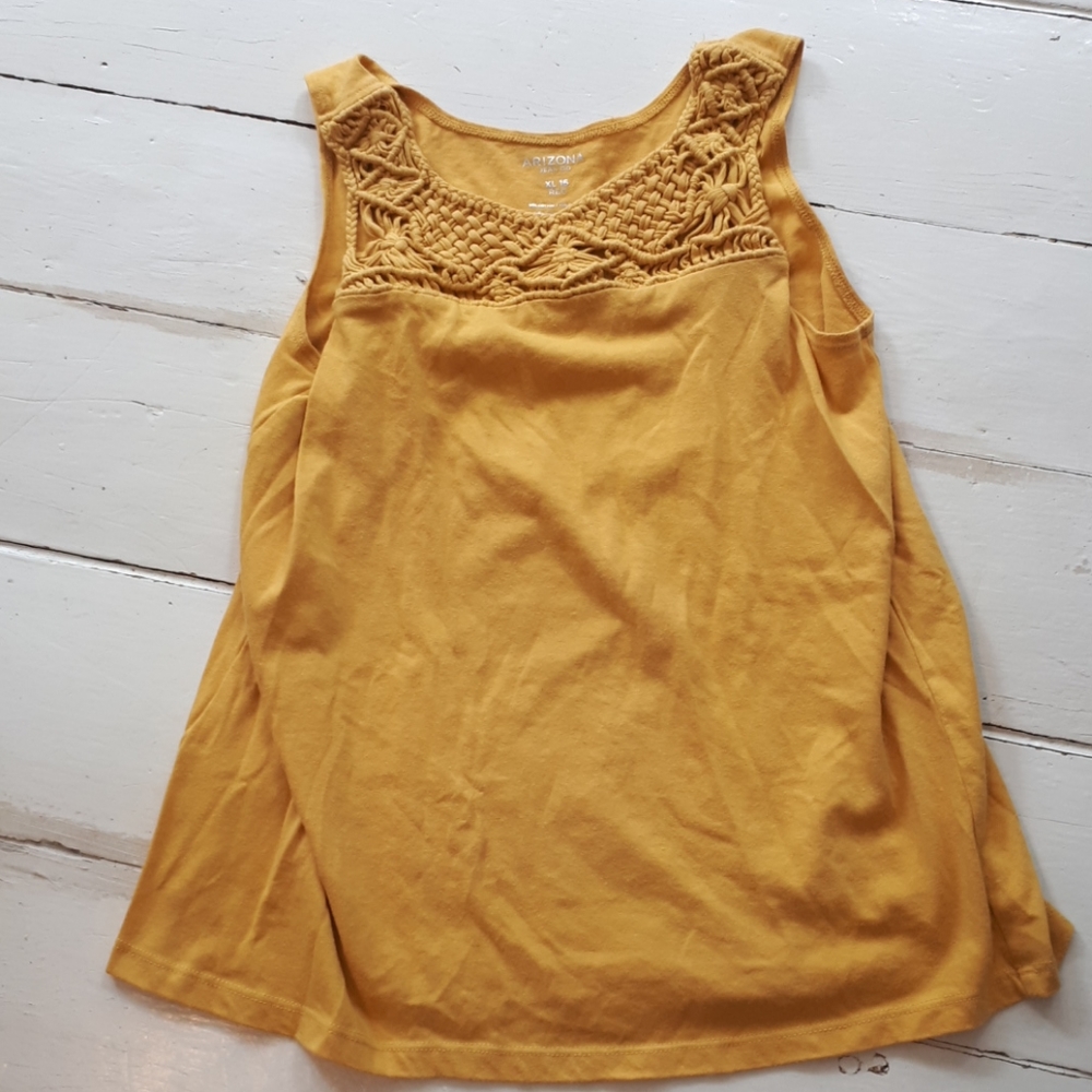 Girls tank. Size XL